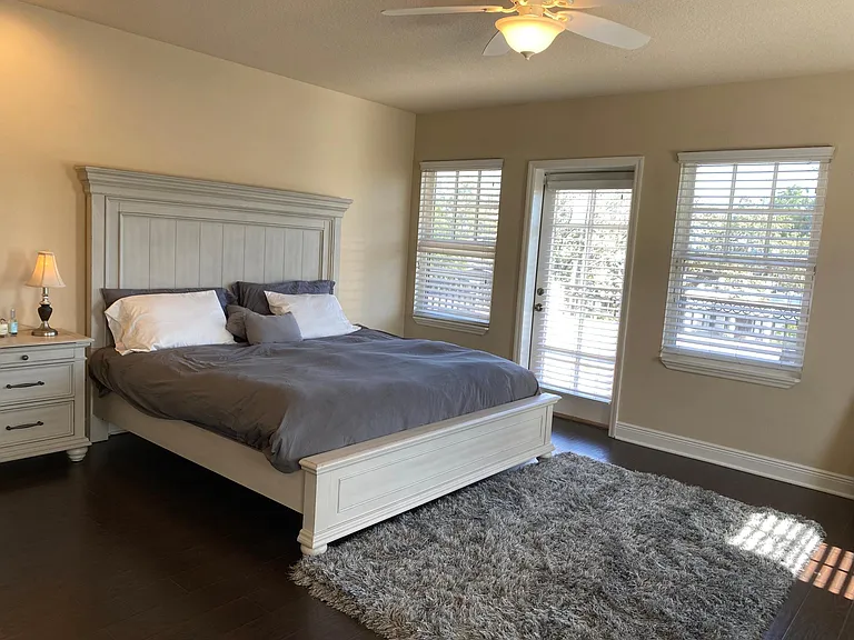 1715 W Watrous Ave — Photo 7
