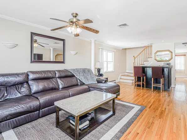 440 Harold Avenue image 5 of 47