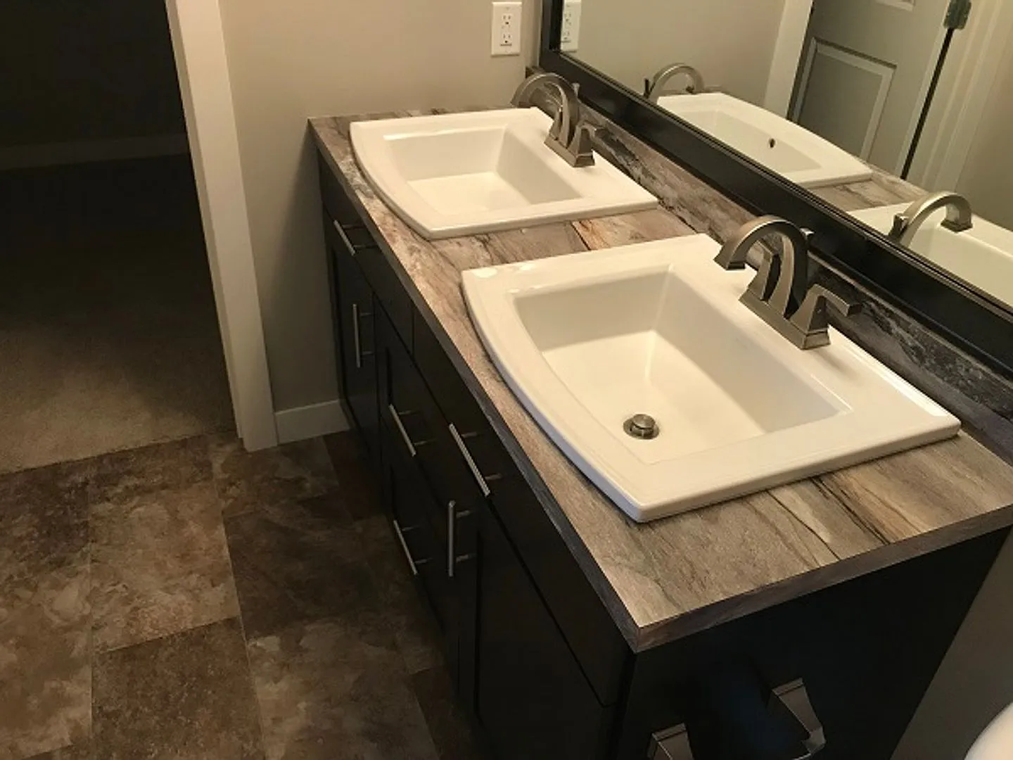 4 Bed 3 Bath Single Family Home — Photo 4