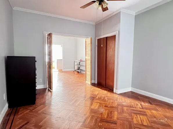 44-03 25th Avenue image 7 of 8