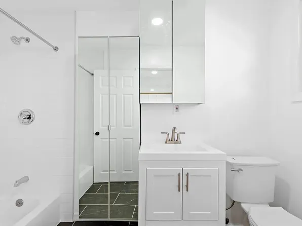 6119 Jefferson Street image 3 of 14