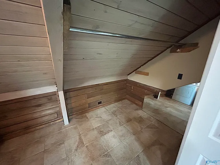 4706 Whitehall Dr NW — Photo 16