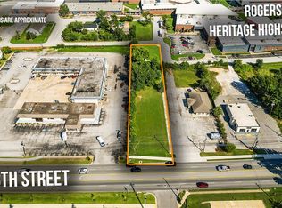 S 8th St, Rogers, AR 72758