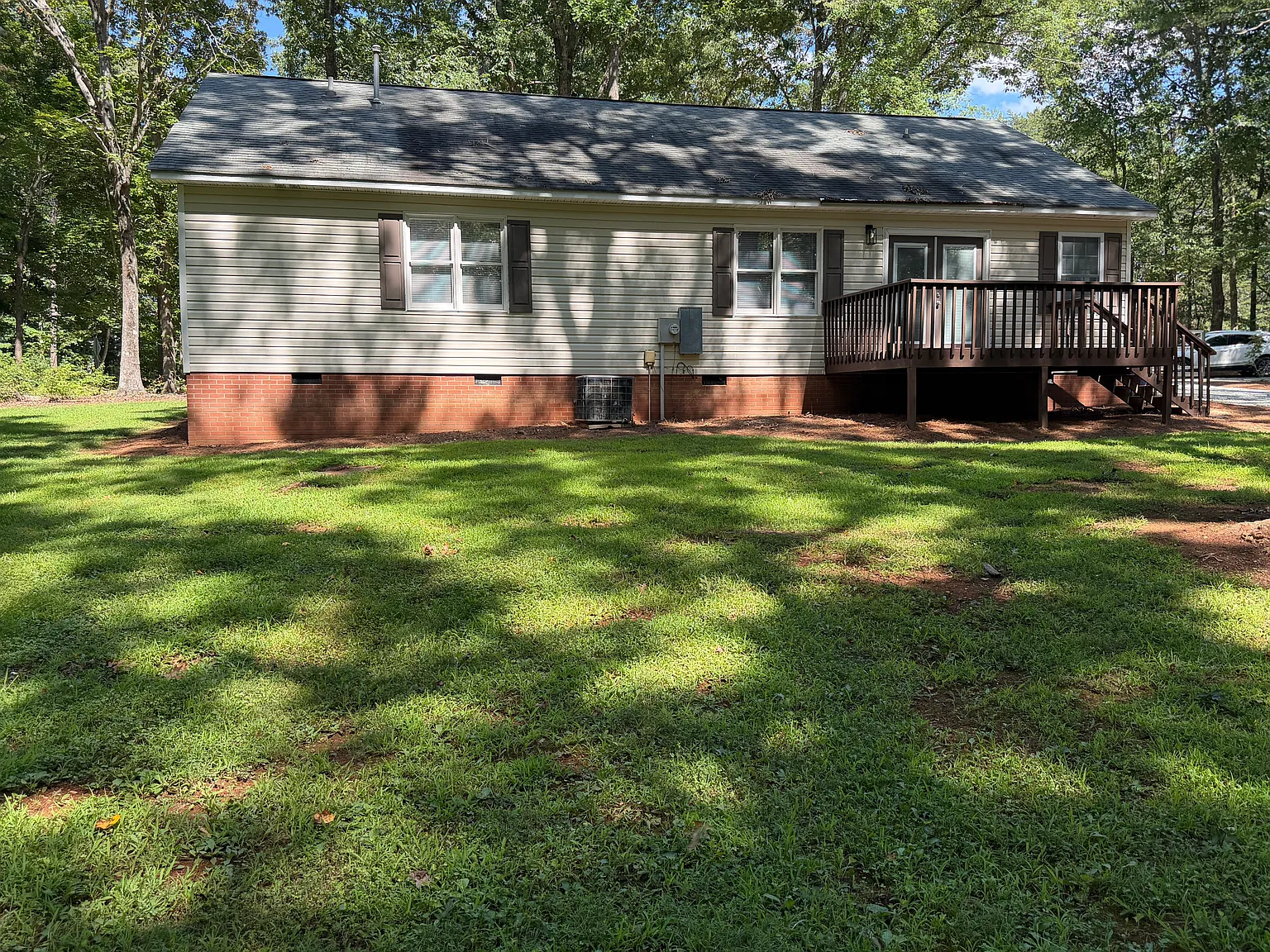 3 bed, 1536 sqft, $2,000 — Photo 2
