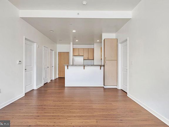 5th image of 111 N 9th St Unit 707