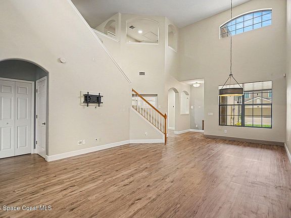 3rd image of 163 Murano Dr