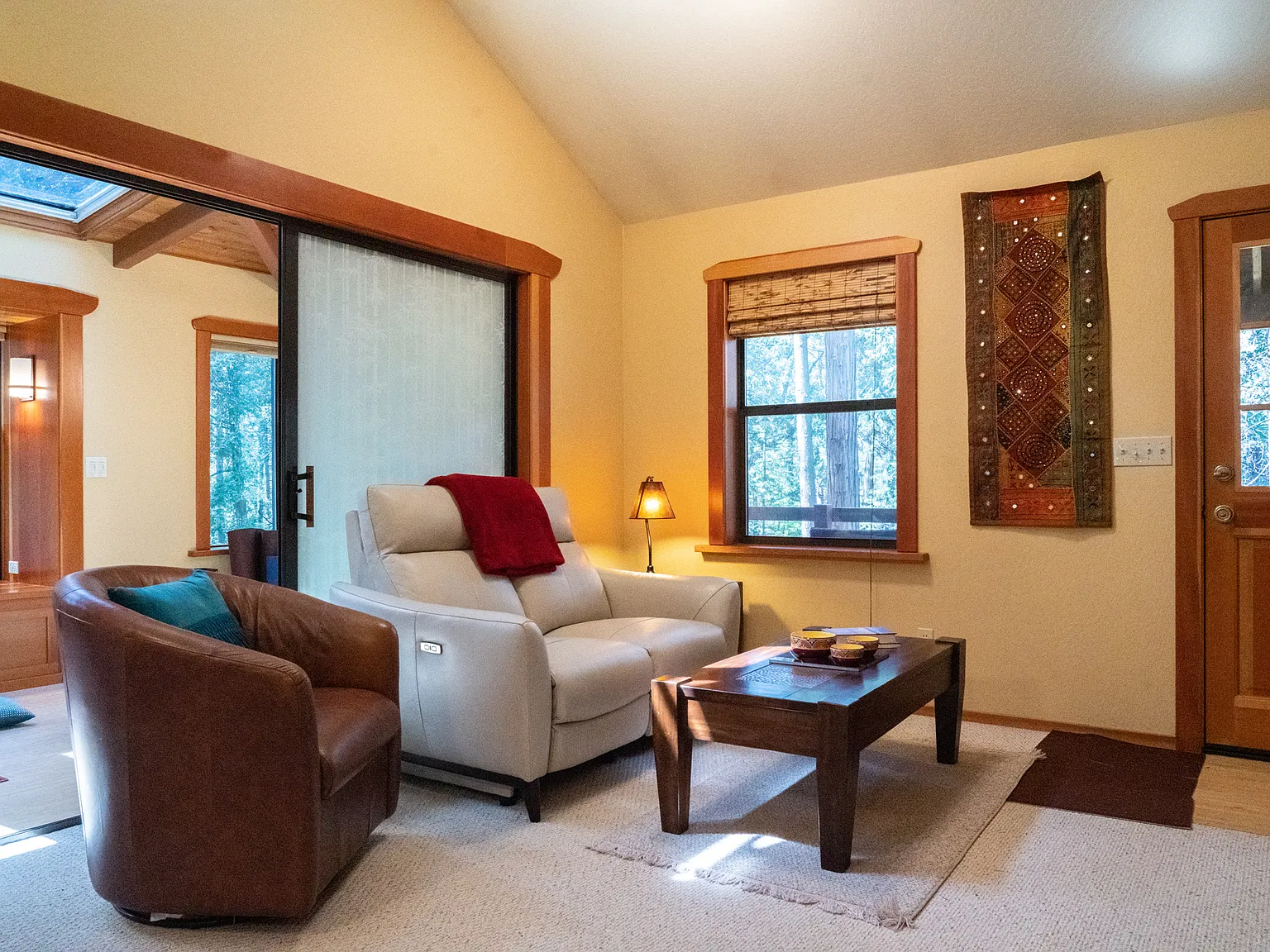 1 bed, 1000 sqft, $1,650 — Photo 3
