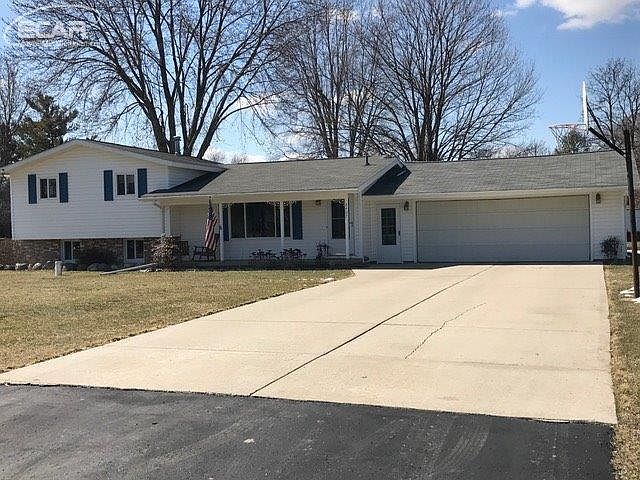 1st image of 2407 Blarney Dr