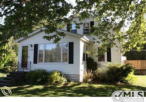 4363 Pine Grove new exterior pho