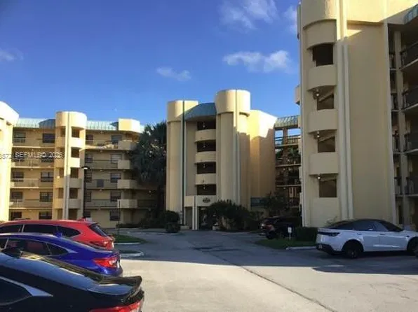 6575 W Oakland Park Blvd APT 208, Lauderhill, FL 33313