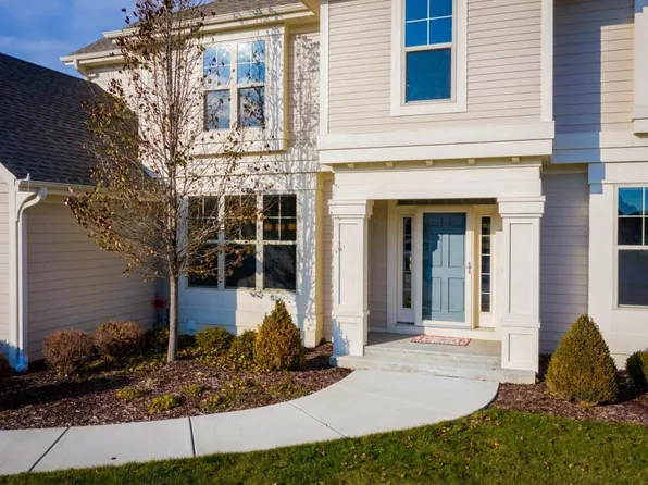 N47W7810 Parkland ROAD, Cedarburg, WI 53012
