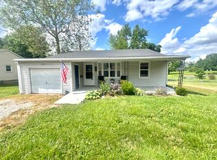 671 W High St, Marshall, MO 65340