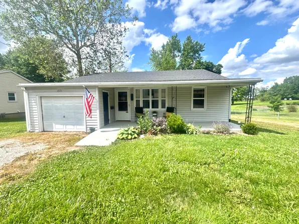 671 W High St, Marshall, MO 65340