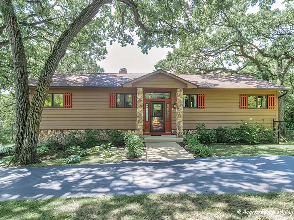 13703 Obrien Rd, Hebron, IL 60034