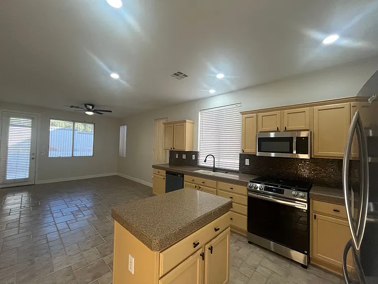 3437 Sun Rhythm St — Photo 9
