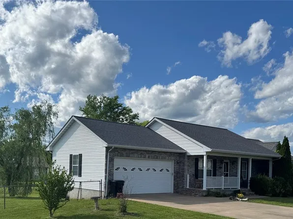 96 Fox Dr, Farmington, MO 63640