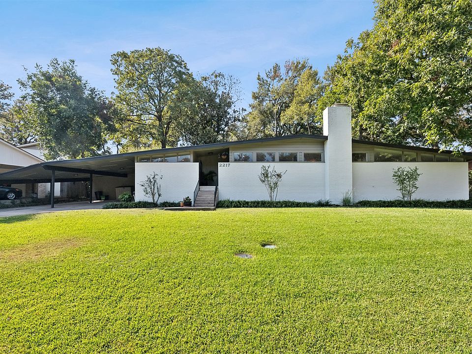 1st image of 2217 Ivanhoe Cir