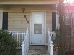 914 Marshall St, Sanger, TX 76266