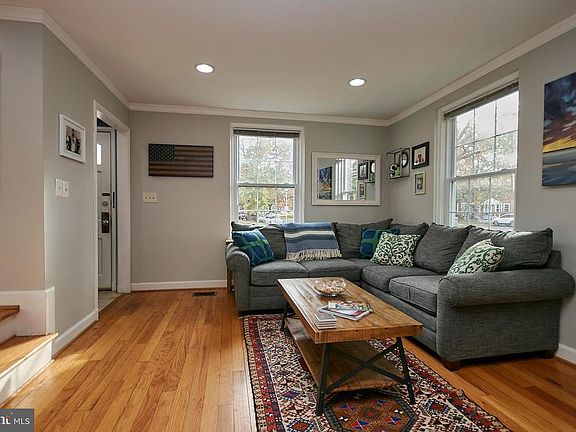 4th image of 3469 S Utah St