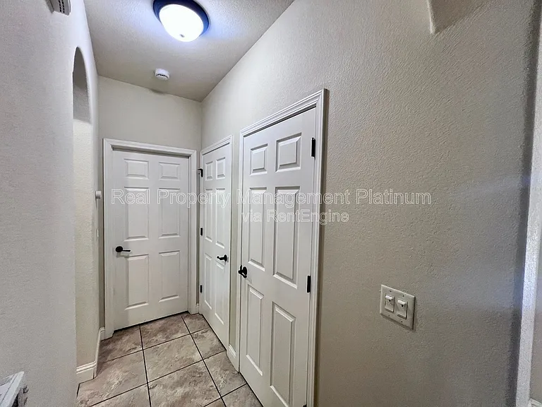 5893 E Laurite Ave — Photo 14