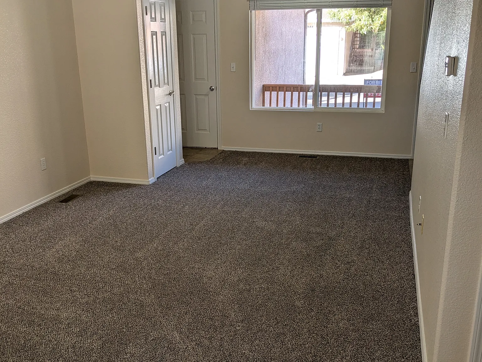 3 bed, 2.5 bath, 1500 sqft, $2,000 — Photo 4