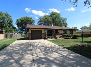 345 Washington Blvd, Hoffman Estates, IL 60169