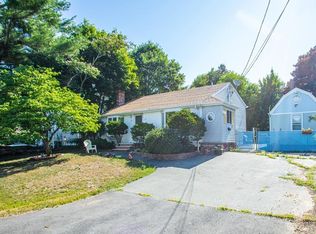 23 Bourne St, Brockton, MA 02302