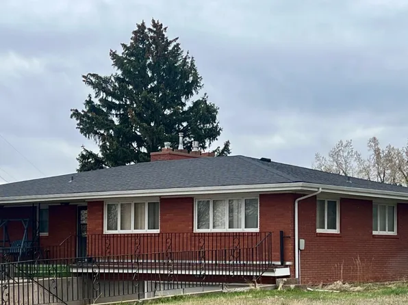 135 S Highway 20, Thermopolis, WY 82443