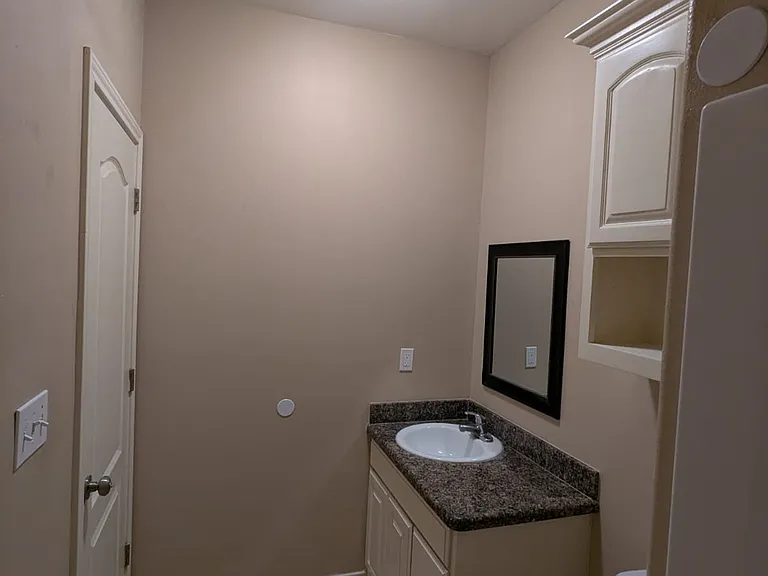 2227 US Highway 281 #A3 — Photo 12