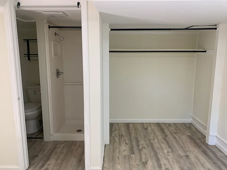 1500 W Friendly Ave #5 — Photo 9