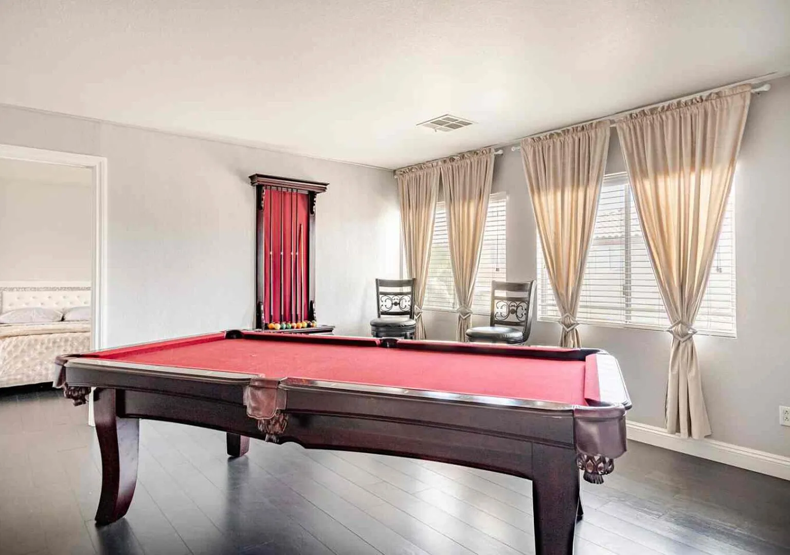 5BR Pool House + Billiards | Up to 15 Guests — Photo 3