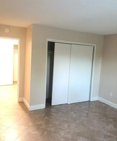 3204 Avenida Del Presidente #6 — Photo 2