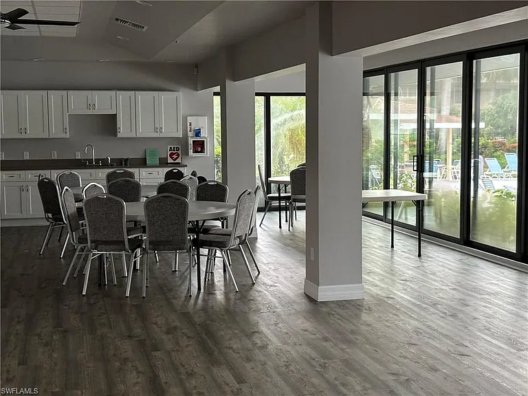 4180 Looking Glass Ln #4104 — Photo 32