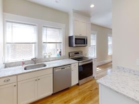 301 Tappan St, Brookline, MA