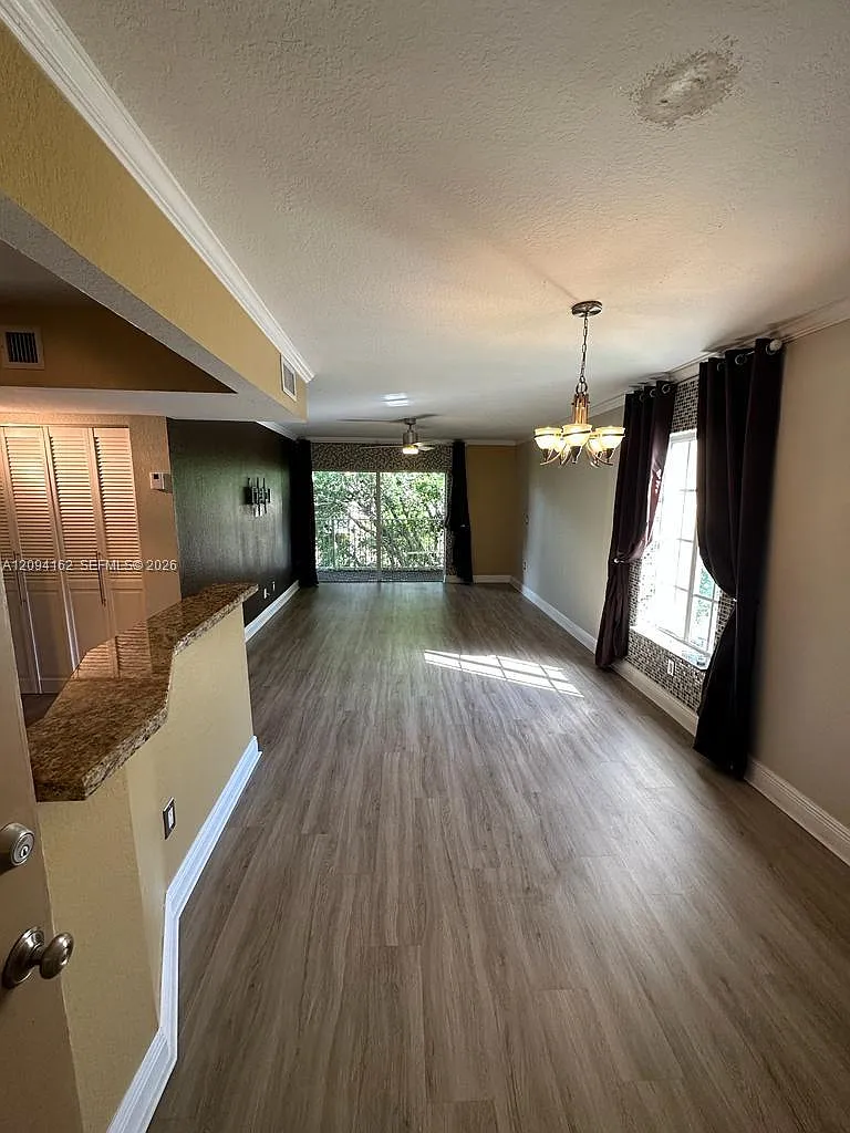 Doral Gardens Ii Condo — Photo 4