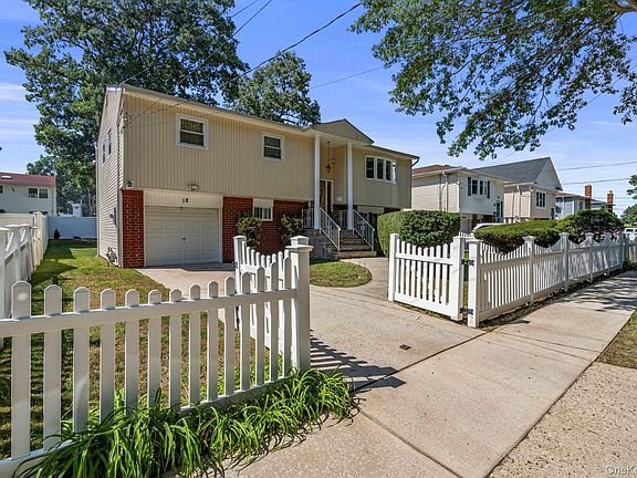 2nd image of 18 Brooklyn Avenue