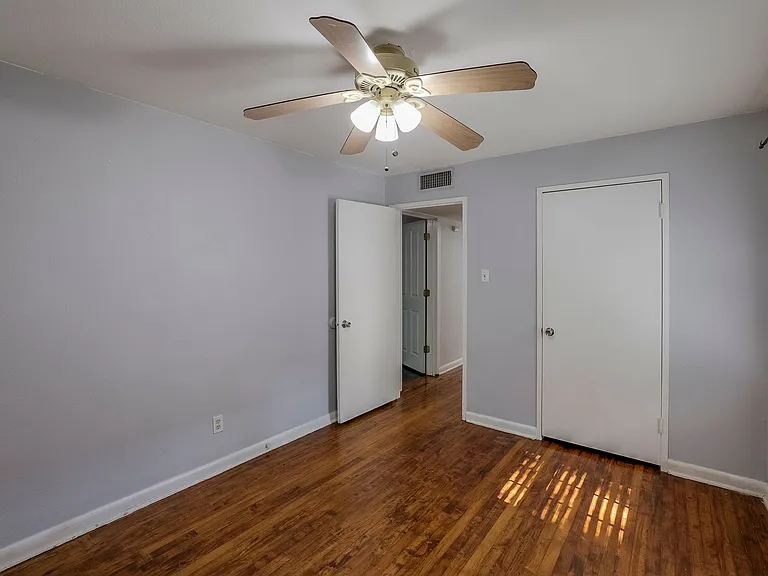 3931 Dexter Ave — Photo 11