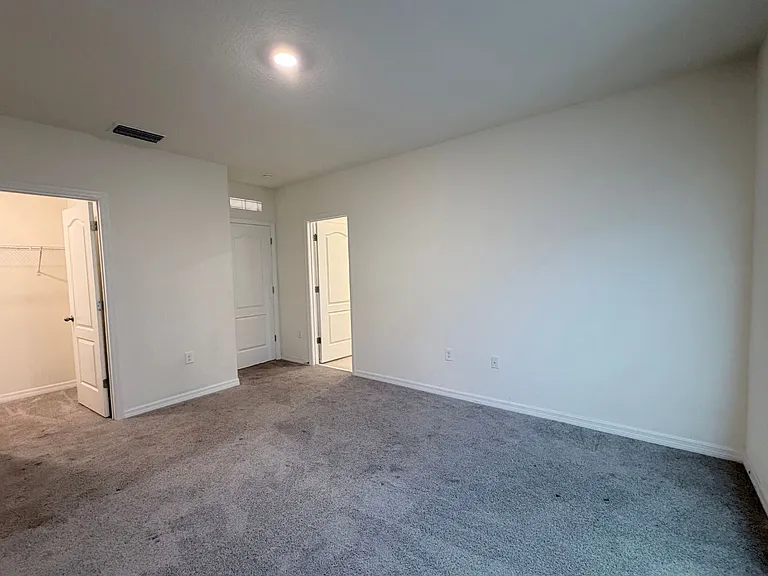 1470 Isleta Loop — Photo 21