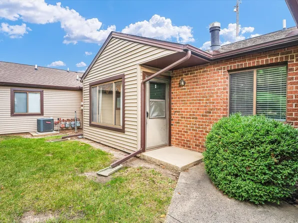 2602 Heritage Dr #1, Champaign, IL 61822
