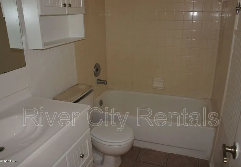 849 Candleknoll Ln — Photo 2