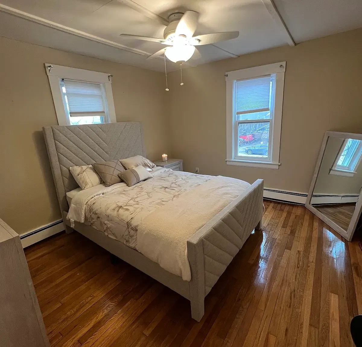 2 bed, 1.5 bath, 750 sqft, $2,100 — Photo 2