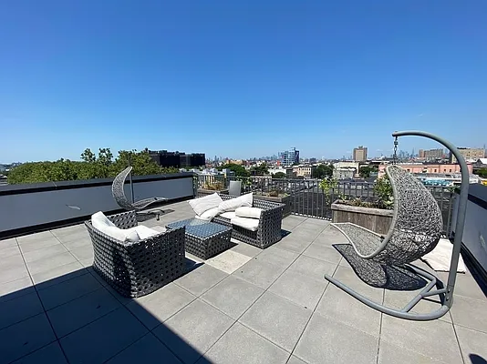 Rented by Brooklyn Group | media 10