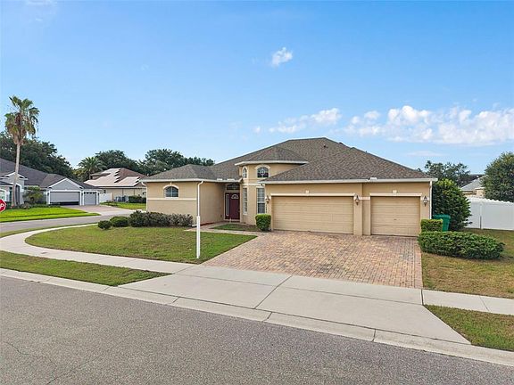 5th image of 1642 CHANDELLE LANE