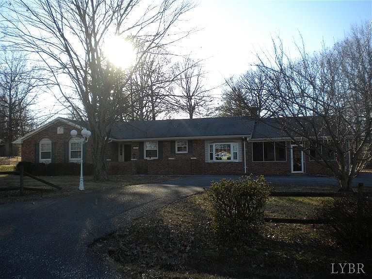 1st image of 200 Oakland Dr