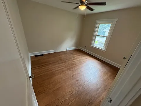 307 Colonial Ave — Photo 5