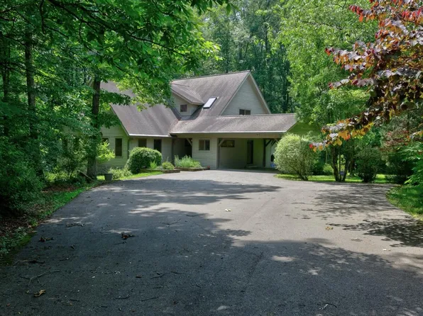 66 Backwater Rd, Summersville, WV 26651