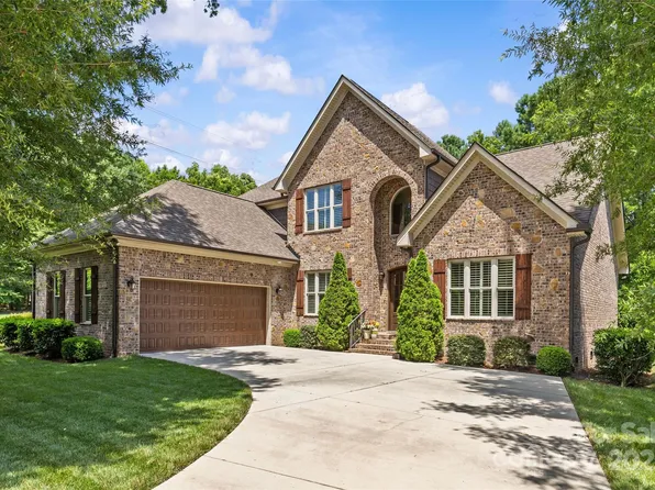 6211 Cruden Bay Way, Charlotte, NC 28277
