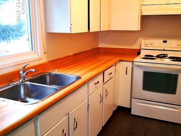 2nd image of 1396 Knottwood Road East NW #Nw-201-201