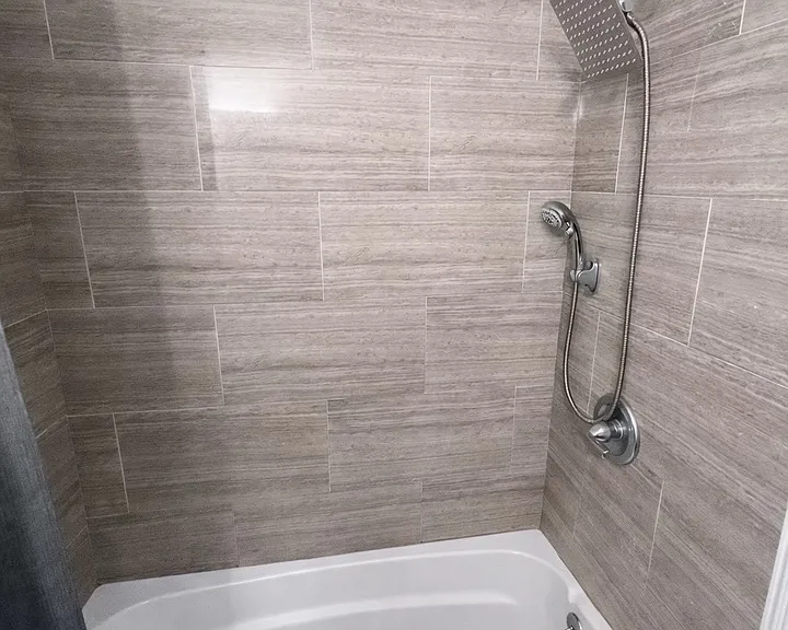 2129 N Southport Ave #2R — Photo 1