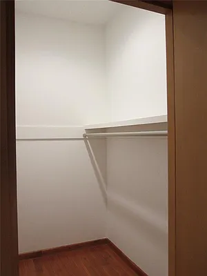 Rented by Kian Realty | media 16